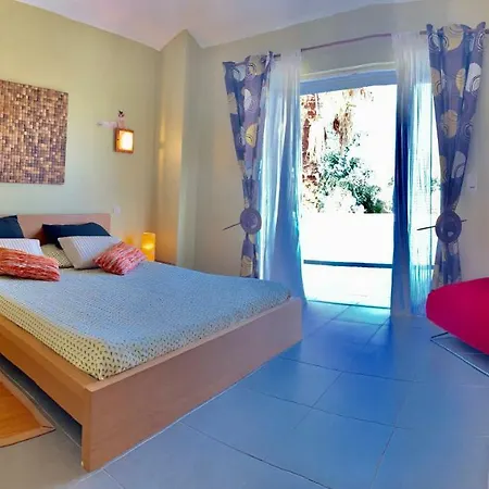 Casamirafio à Palombaggia Piscine Chauffée Et 8 à 9 Personnes