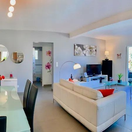 Villa Casamirafio à Palombaggia Piscine Chauffée Et 8 à 9 Personnes