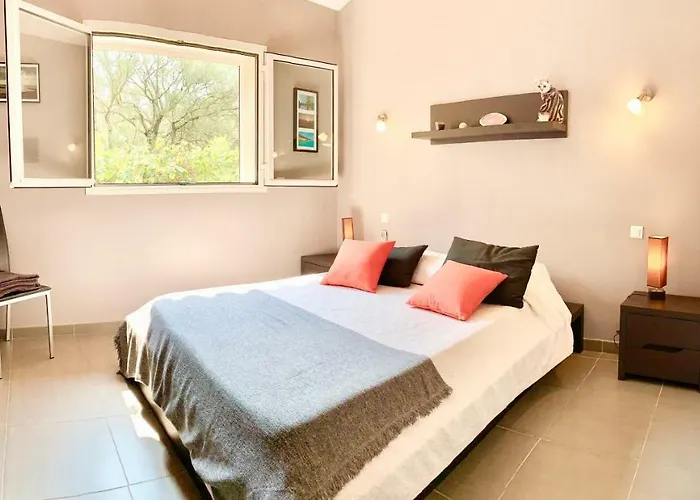 Villa Casamirafio A Palombaggia Piscine Chauffee Et 8 A 9 Personnes Porto-Vecchio (Corsica)