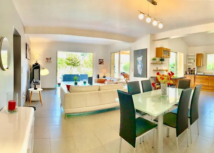 Casamirafio A Palombaggia Piscine Chauffee Et 8 A 9 Personnes Villa *